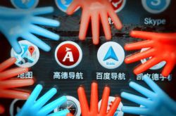 百度地图向左进军O2O,高德地图向右发